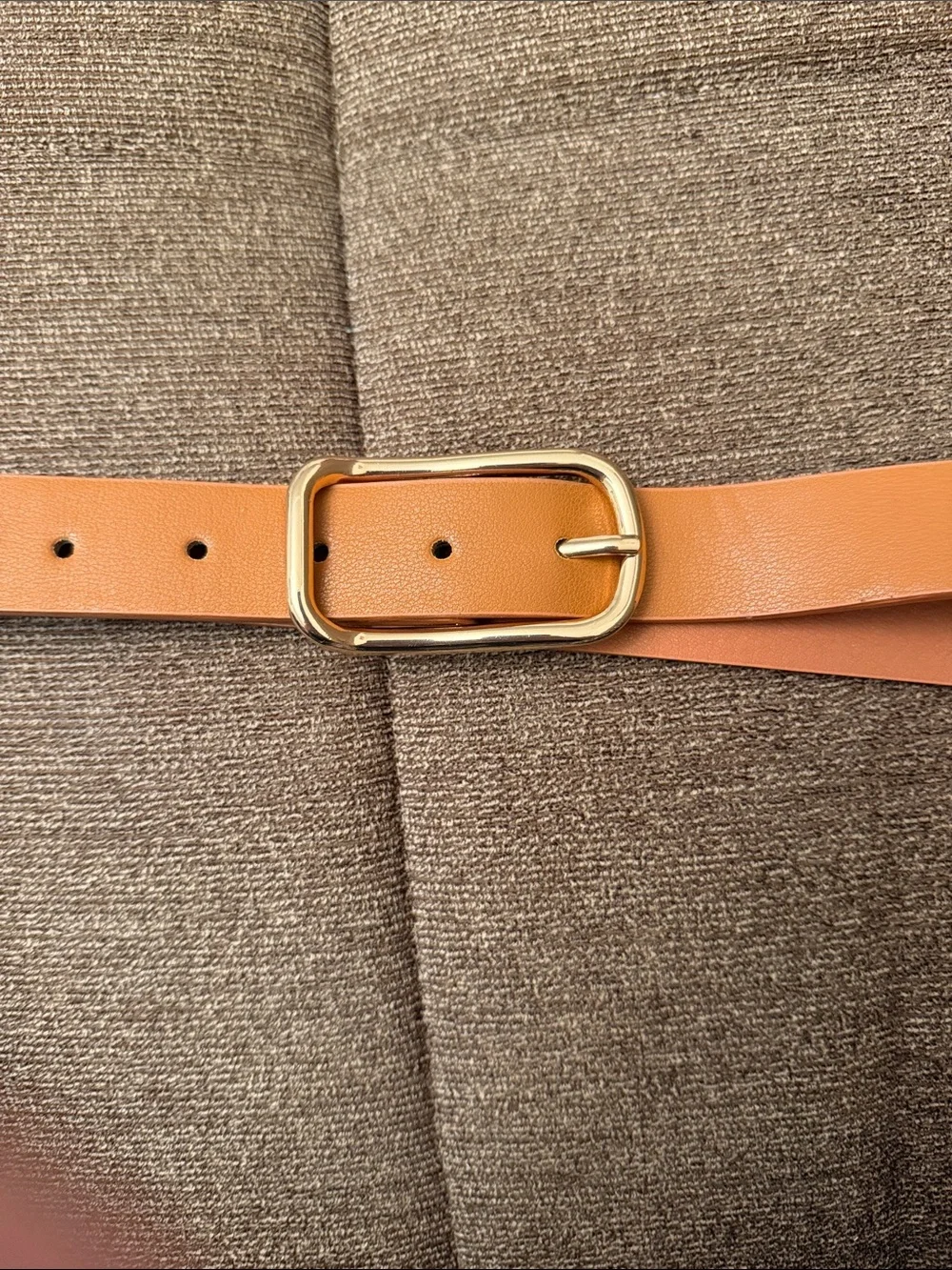 Tan Faux Leather Belt with Gold Rectangle Buckle – Size 35